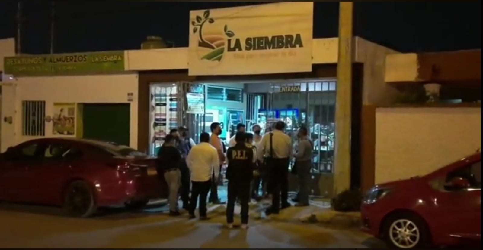 Según se dijo en su momento, tras ser golpeado y violado por los policías, José Eduardo acudió a su centro de trabajo