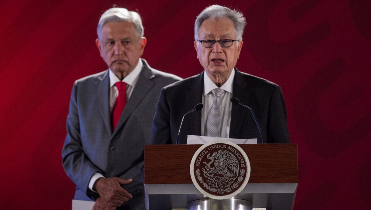 En la venta de ventiladores al IMSS, se inhabilitó a la firma de Barlett por 21 meses sin contratos con la administración federal, de la cual forma parte su padre Barlett Díaz En la venta de ventiladores al IMSS, se inhabilitó a la firma de Barlett por 21 meses sin contratos con la administración federal, de la cual forma parte su padre Barlett Díaz