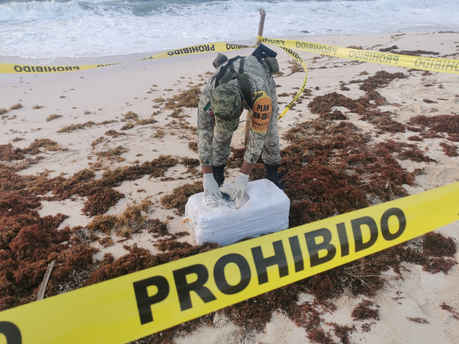 Con este aseguramiento suman 86 kilos de droga que se han puesto a disposición de las autoridades Con este aseguramiento suman 86 kilos de droga que se han puesto a disposición de las autoridades