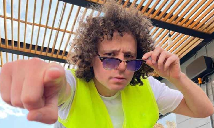Critican a Luisito Comunica por compartir imagen de Jesucristo; ¿se comparó con él?