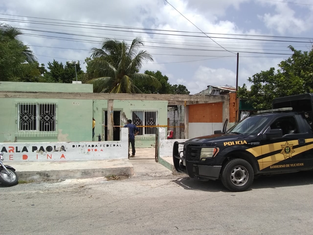 Al lugar llegaron elementos de la policía estatal, así como de la Semefo para recoger el cuerpo