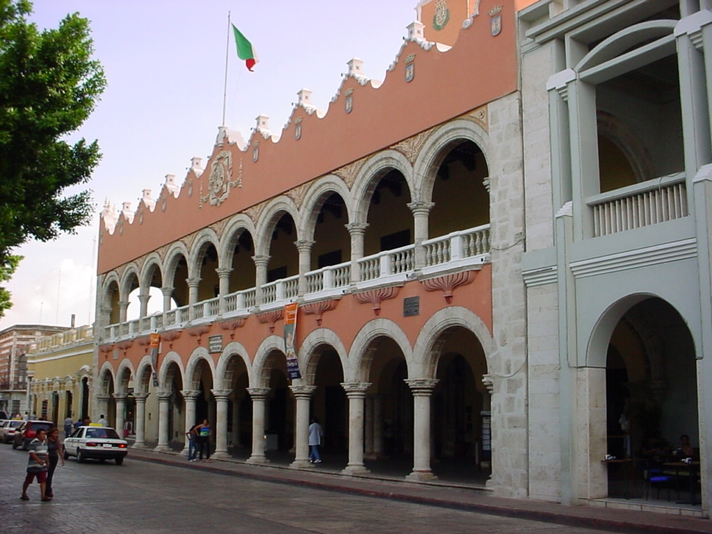 El Ayuntamiento de Mérida impugnó las dos resoluciones antes mencionadas, pero la SCJN rechazó las dos solicitudes de amparo El Ayuntamiento de Mérida impugnó las dos resoluciones antes mencionadas, pero la SCJN rechazó las dos solicitudes de amparo