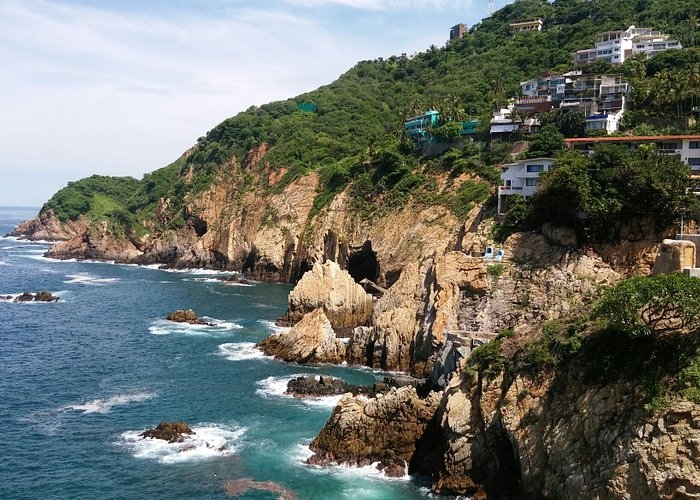Nora se encuentra a 550 kilómetros al sur de Acapulco, Guerrero