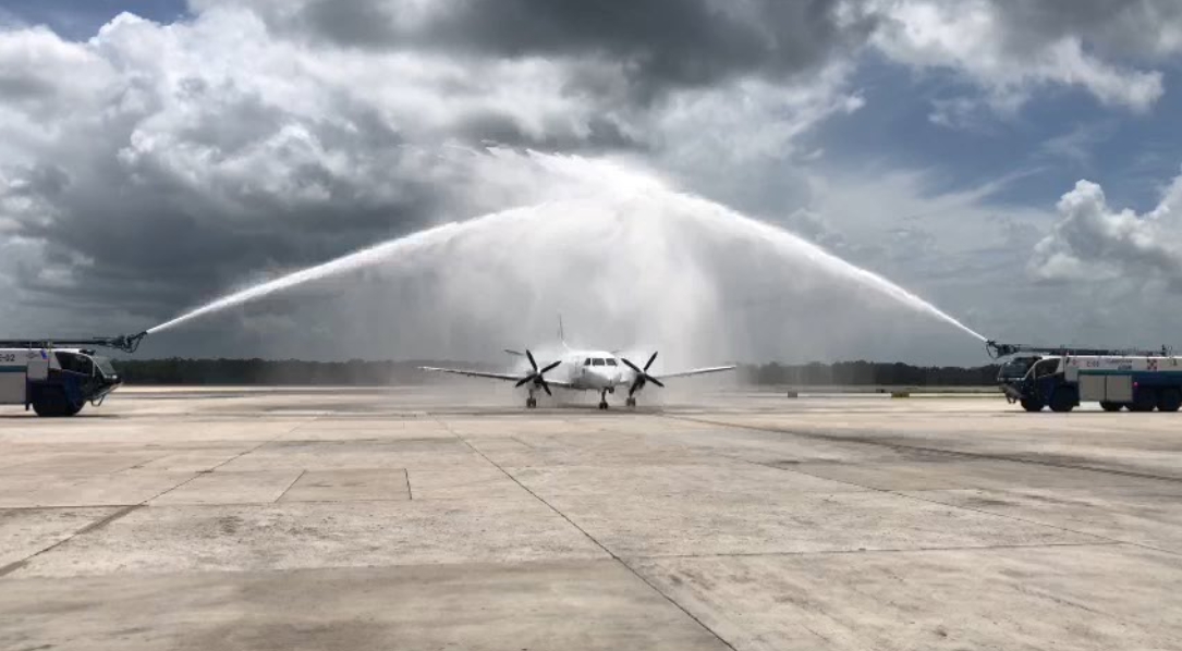 La aeronave inauguró la ruta Guatemala-Cancún de la TAG Airlines, que busca retomar destinos mexicanos para sus pasajeros
