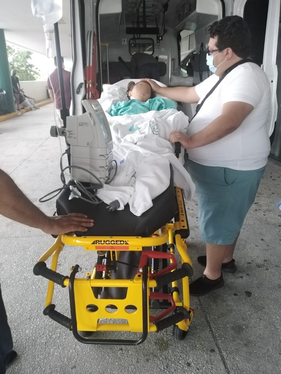 La menor llegó por la tarde de ayer a un hospital de la Ciudad de México