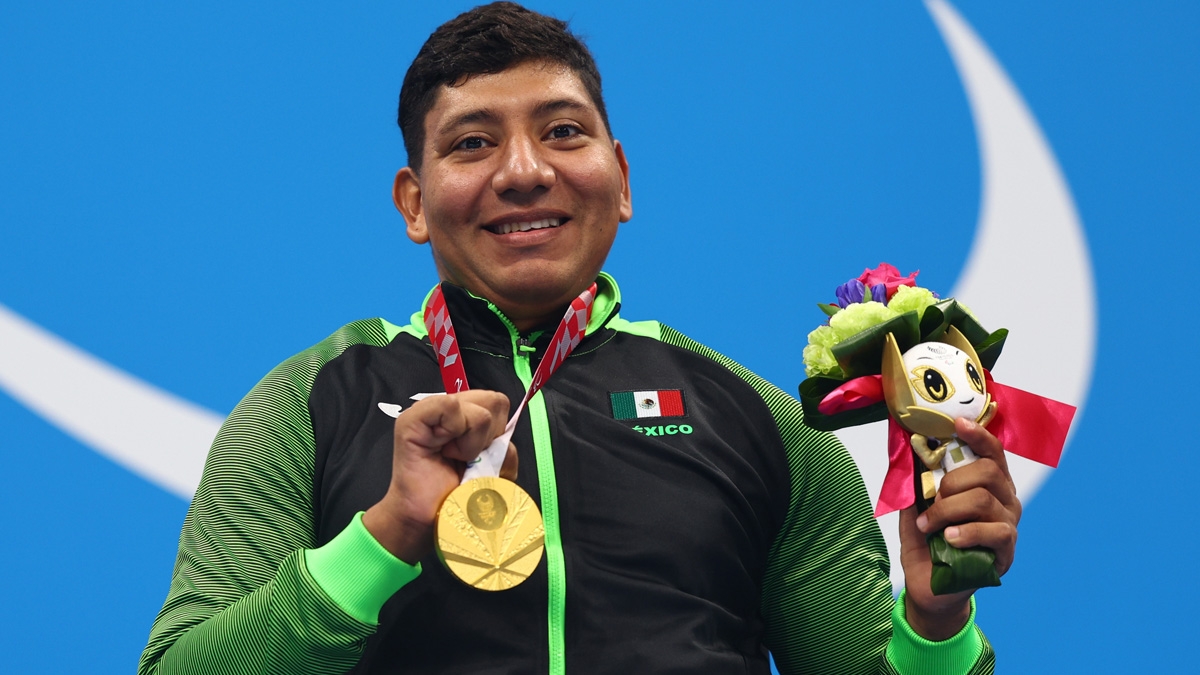 Jesús Hernández gana el oro para México en la natación en los Juegos Paralímpicos
