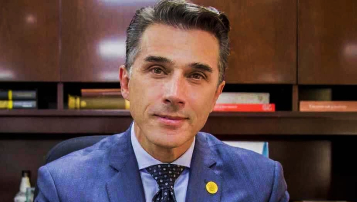 Alonso Beceiro, quien fue abogado de Ginny Hoffman, ya interpuso una demanda en contra de Sergio Mayer. Foto: Especial