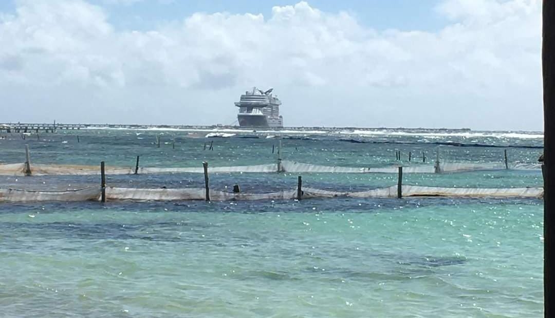 Mahahual programa la llegada de cuatro cruceros; esperan buena derrama económica