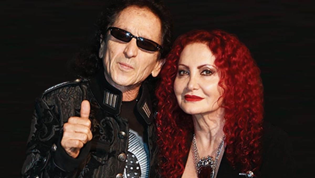 El rockero y su “domadora” tienen medio siglo de relación sentimental y una hija. Foto: Especial El rockero y su “domadora” tienen medio siglo de relación sentimental y una hija. Foto: Especial