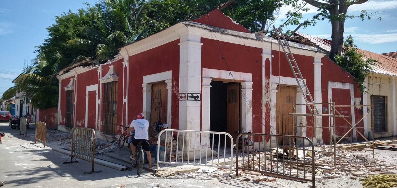 Tras el derrumbe, el pintor que habita el predio quedó sin hogar por lo que tendrá que mudarse con un familiar
