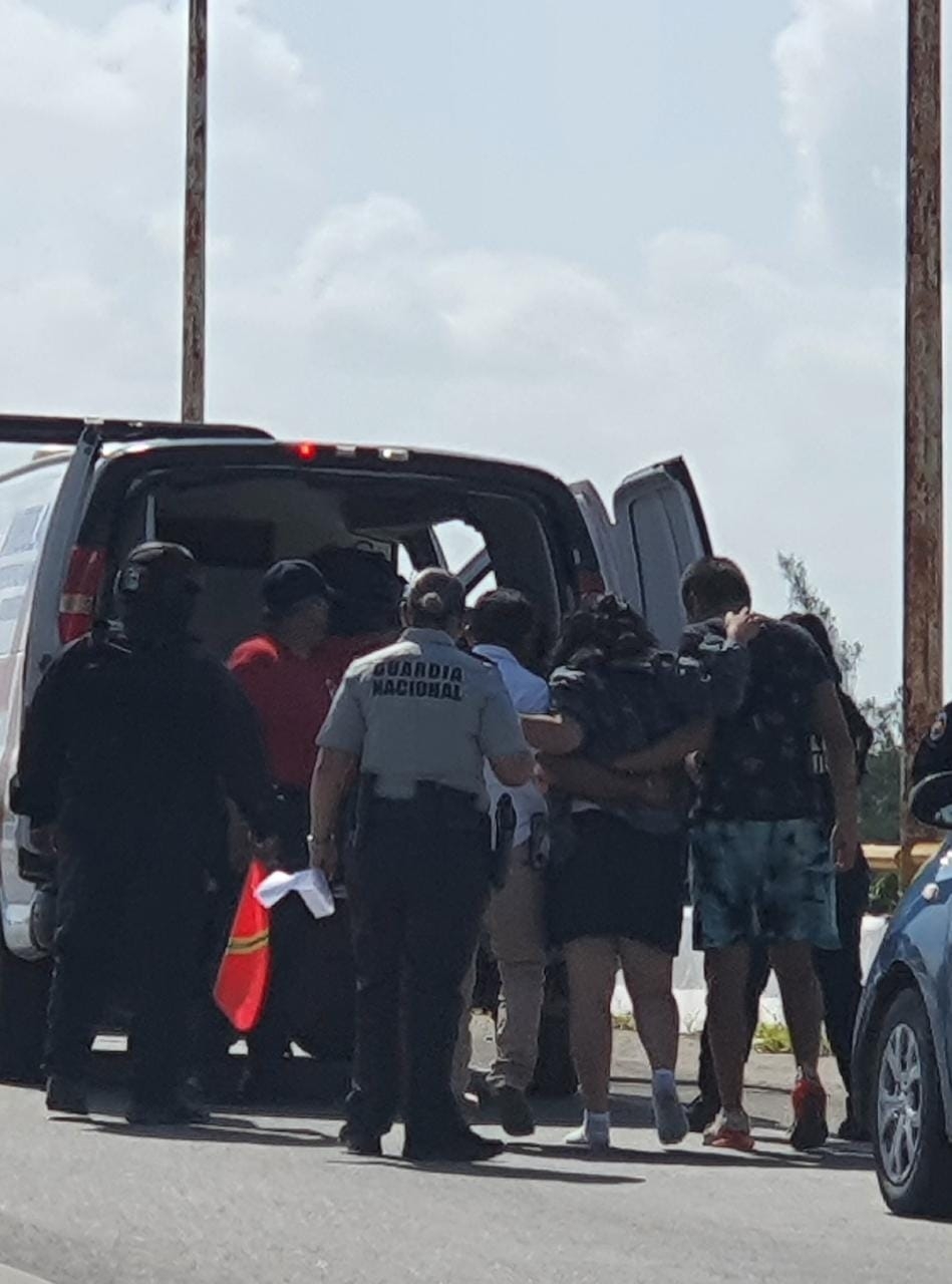 Policías y un familiar lograron calmar a la mujer Policías y un familiar lograron calmar a la mujer