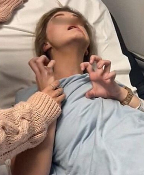 Al menos dos tipos de droga provocaron que la joven terminara en el hospital, luego de que un sujeto le ofreció una bebida en un bar Al menos dos tipos de droga provocaron que la joven terminara en el hospital, luego de que un sujeto le ofreció una bebida en un bar
