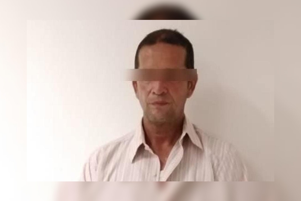 Vecinos molestos retuvieron al hombre hasta que llegó la Policía Quintana Roo a la Supermanza 64 de Cancún