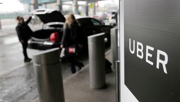 La decisión del tribunal holandés implica que los conductores de Uber tengan derecho a los mismos beneficios laborales que los taxistas La decisión del tribunal holandés implica que los conductores de Uber tengan derecho a los mismos beneficios laborales que los taxistas