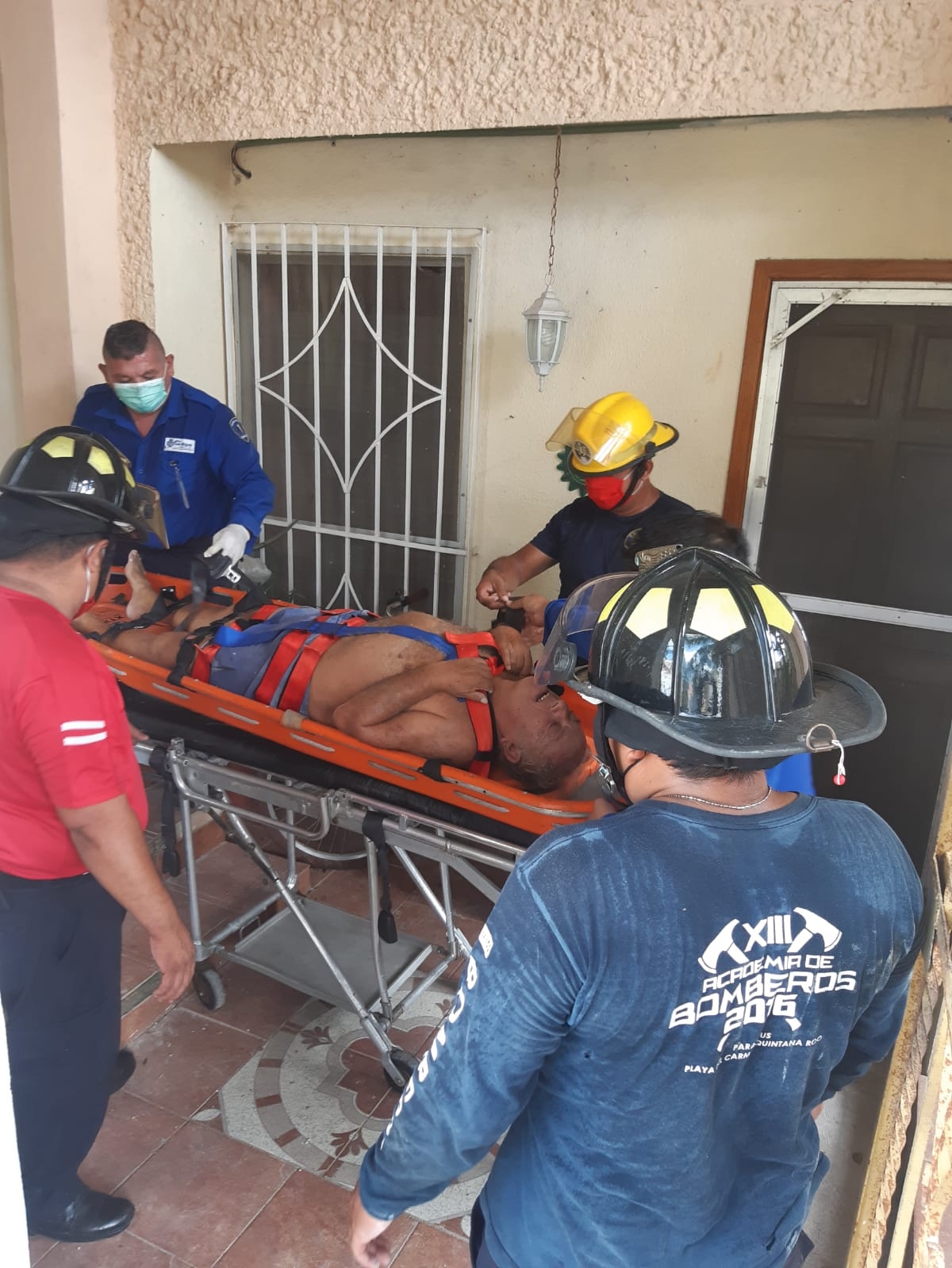 Los hechos se registraron sobre la avenida 80 entre las calles 20 y 20 bis de la colonia Urba  en Cozumel