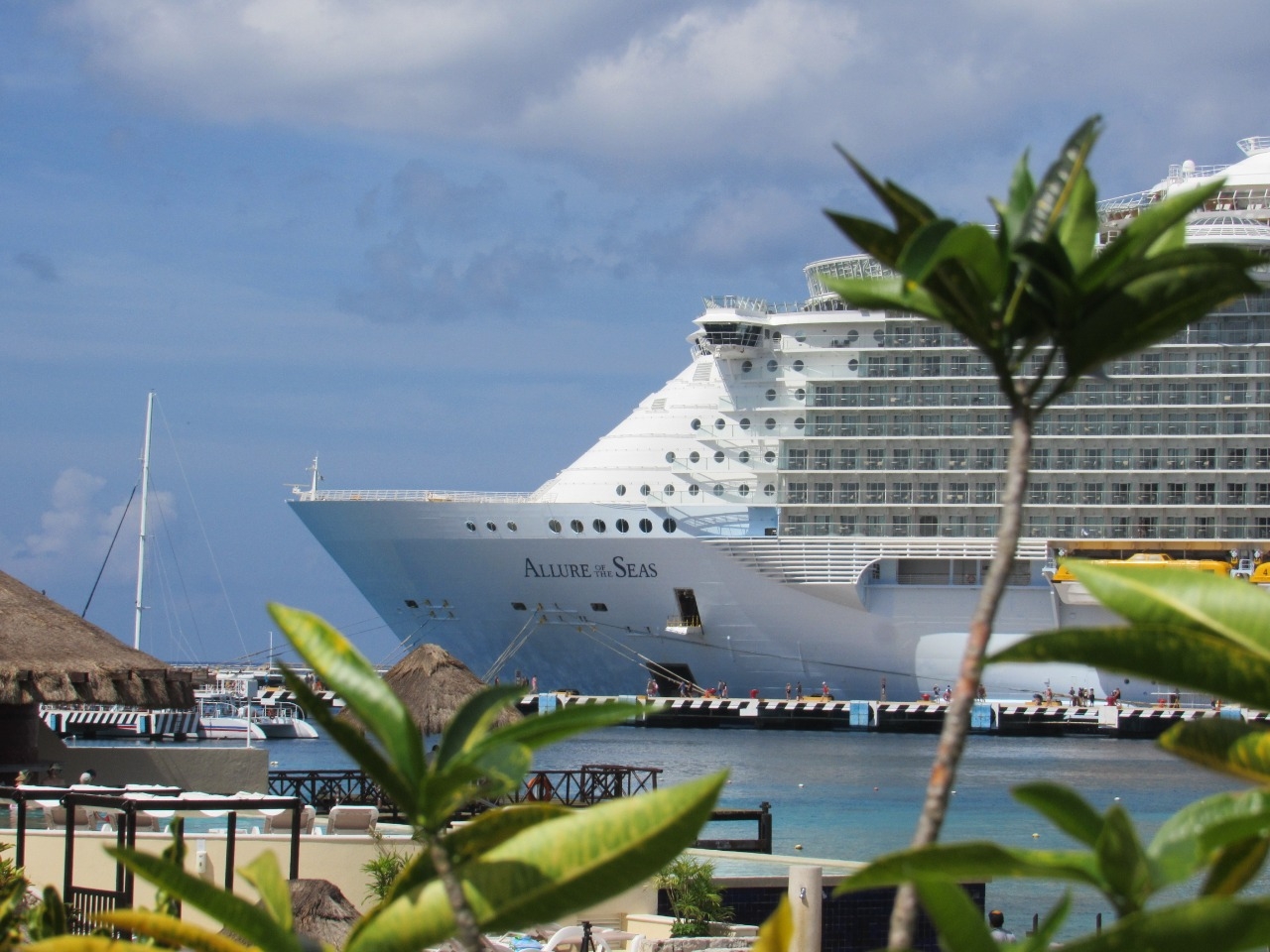 El transatlántico atracó en el Puerto SSA de Cozumel este 14 de septiembre, como parte de la reactivación del turismo de cruceros El transatlántico atracó en el Puerto SSA de Cozumel este 14 de septiembre, como parte de la reactivación del turismo de cruceros