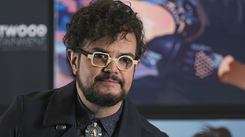 Aleks Syntek se lanza contra Dani Flow