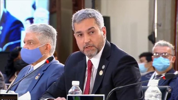 El Presidente de Paraguay aseguró que es de caballeros expresar su postura de frente