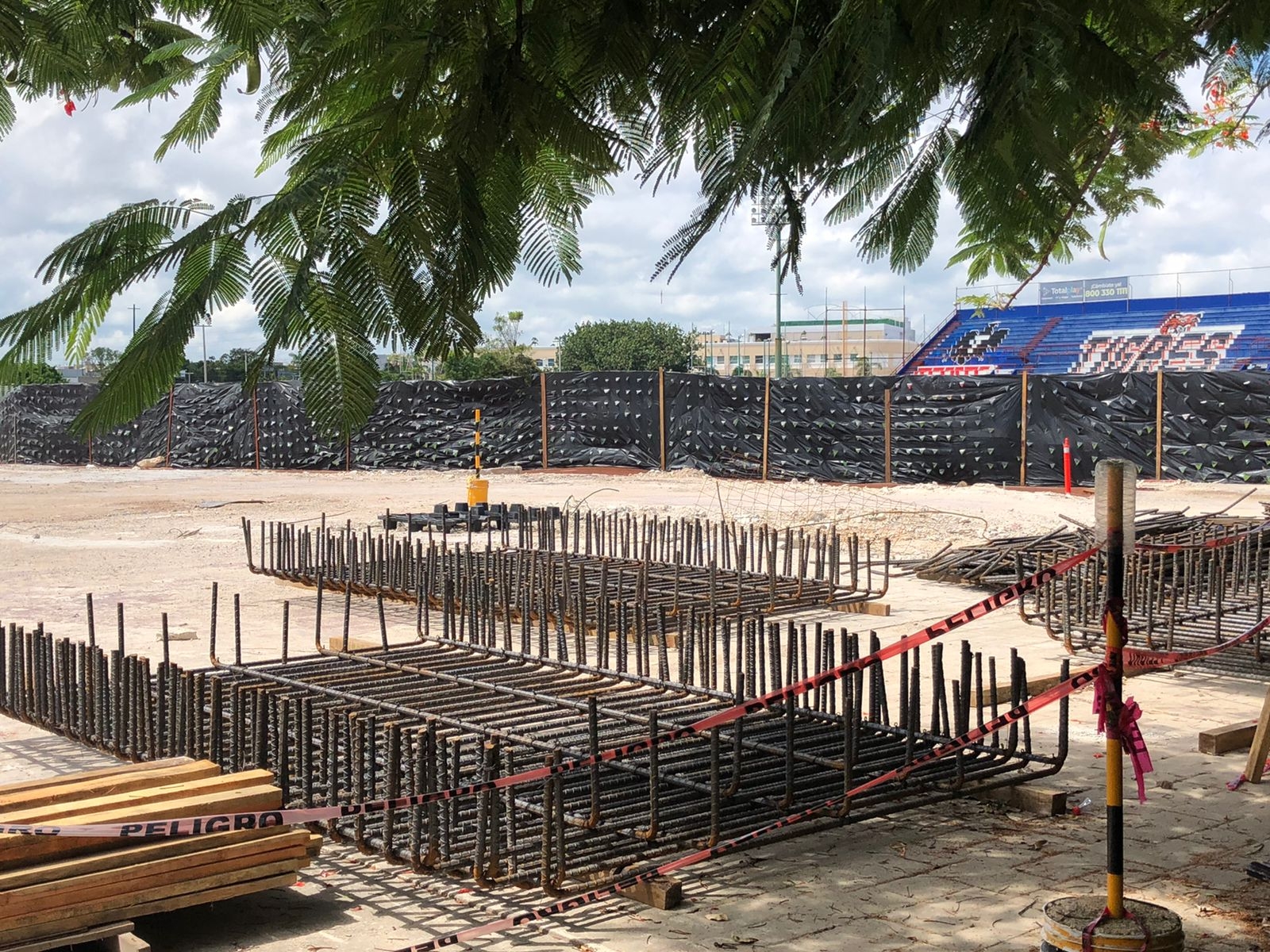 Vecinos firmaron una petición para que el recinto no sea exclusivo de los Tigres de Quintana Roo Vecinos firmaron una petición para que el recinto no sea exclusivo de los Tigres de Quintana Roo