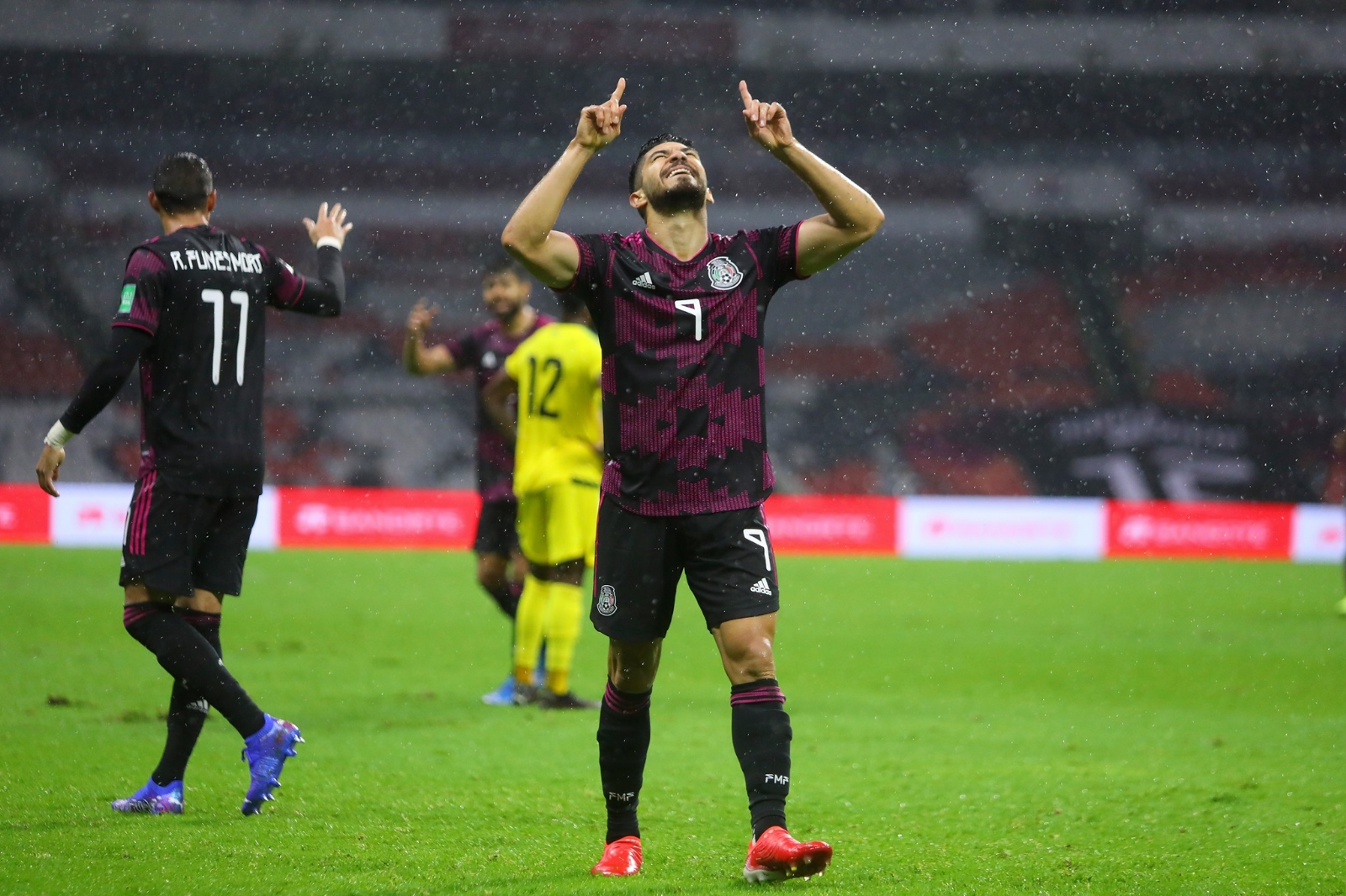 Henry Martín se vistió de héroe con el 2-1 en un final espectacular