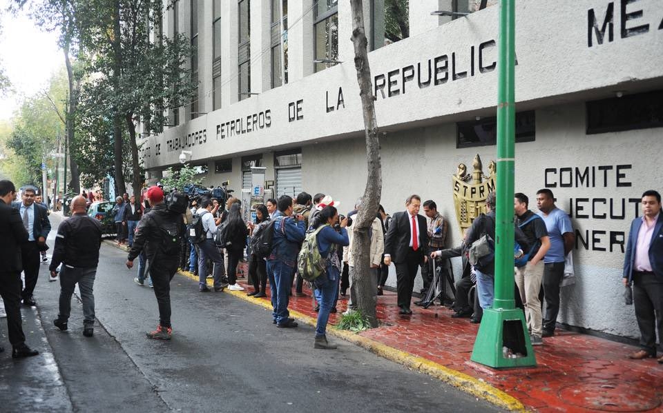 Sindicato petrolero emplaza a huelga; no hay acuerdo para contrato colectivo