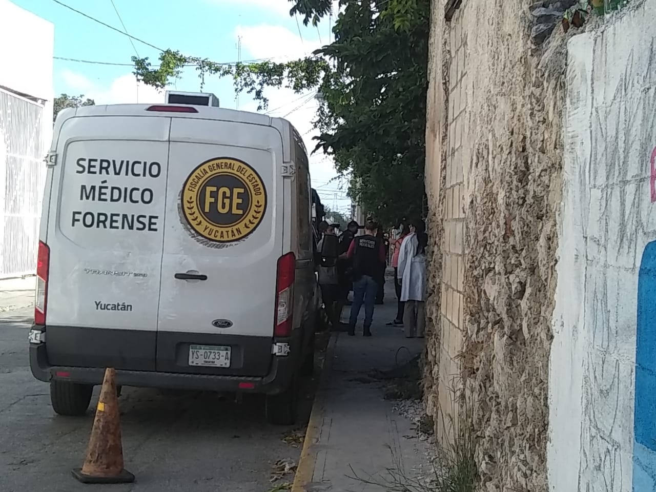 Al lugar arribaron autoridades policiales, así como agentes del Servicio Médico Forense Al lugar arribaron autoridades policiales, así como agentes del Servicio Médico Forense