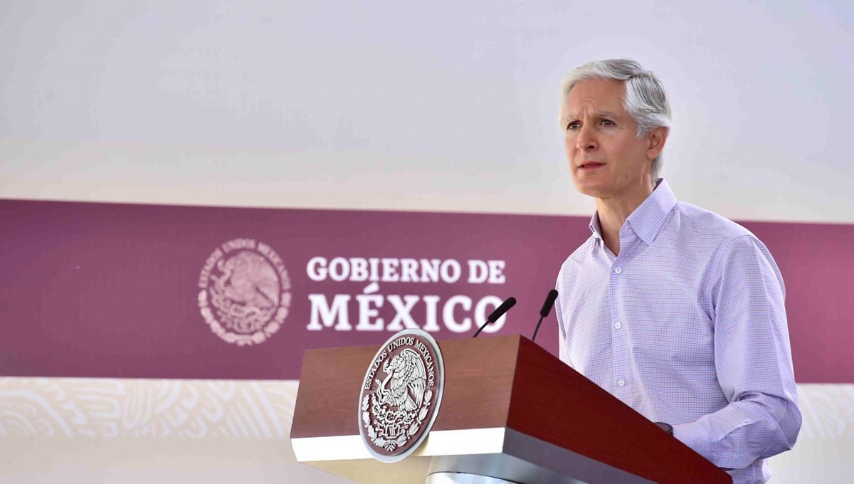 Alfredo Del Mazo Maza, gobernador del Estado de México, dio a conocer que cerca de 178 familias viven en las faldas del Cerro del Chiquihuite, por lo que tendrán que se reubicadas lo antes posible