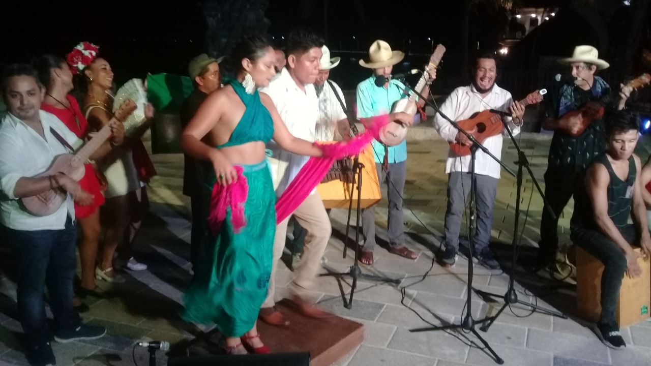 Los artistas esperan que para la próxima edición de “La Bamba Por Playa” se lleve a cabo un magno evento Los artistas esperan que para la próxima edición de “La Bamba Por Playa” se lleve a cabo un magno evento