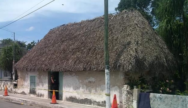 Familiares hallaron al individuo en el predio de la calle 13 con 2, desangrándose Familiares hallaron al individuo en el predio de la calle 13 con 2, desangrándose