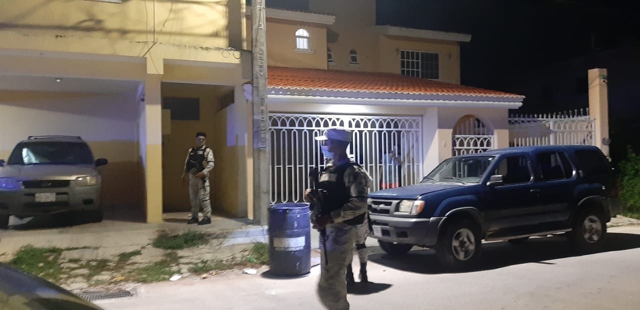 La Guardia Nacional arribaron a la casa donde el GPS marcaba que estaba el celular en Cozumel, y fuera de ella estaba una camioneta La Guardia Nacional arribaron a la casa donde el GPS marcaba que estaba el celular en Cozumel, y fuera de ella estaba una camioneta
