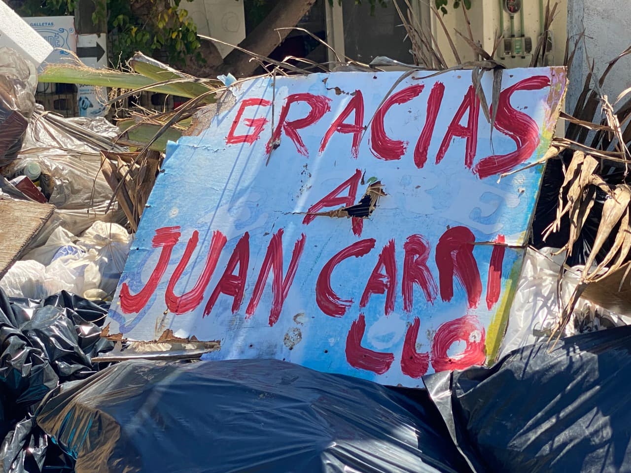 Tricicleteros entran al quite en la recolección de basura en Isla Mujeres