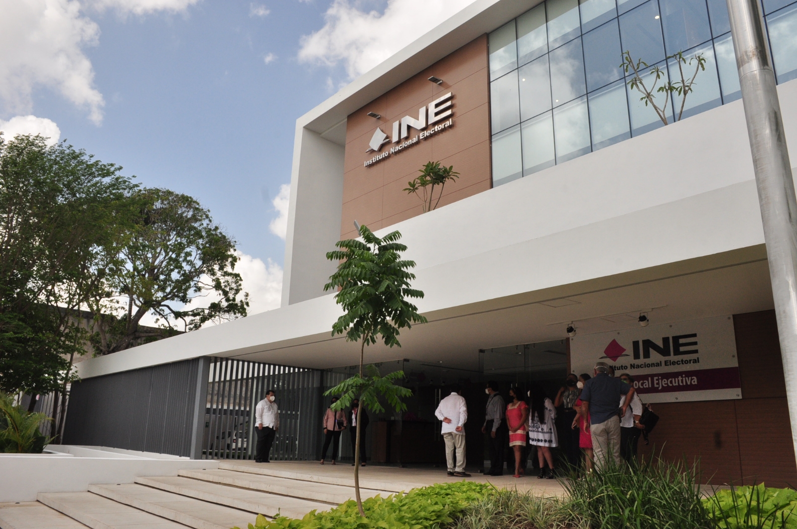 El presidente del Instituto Lorenzo Cordova indicó que el cambio no sólo se llevará a cabo en Yucatán, también podrían sumarse Puebla y Querétaro El presidente del Instituto Lorenzo Cordova indicó que el cambio no sólo se llevará a cabo en Yucatán, también podrían sumarse Puebla y Querétaro