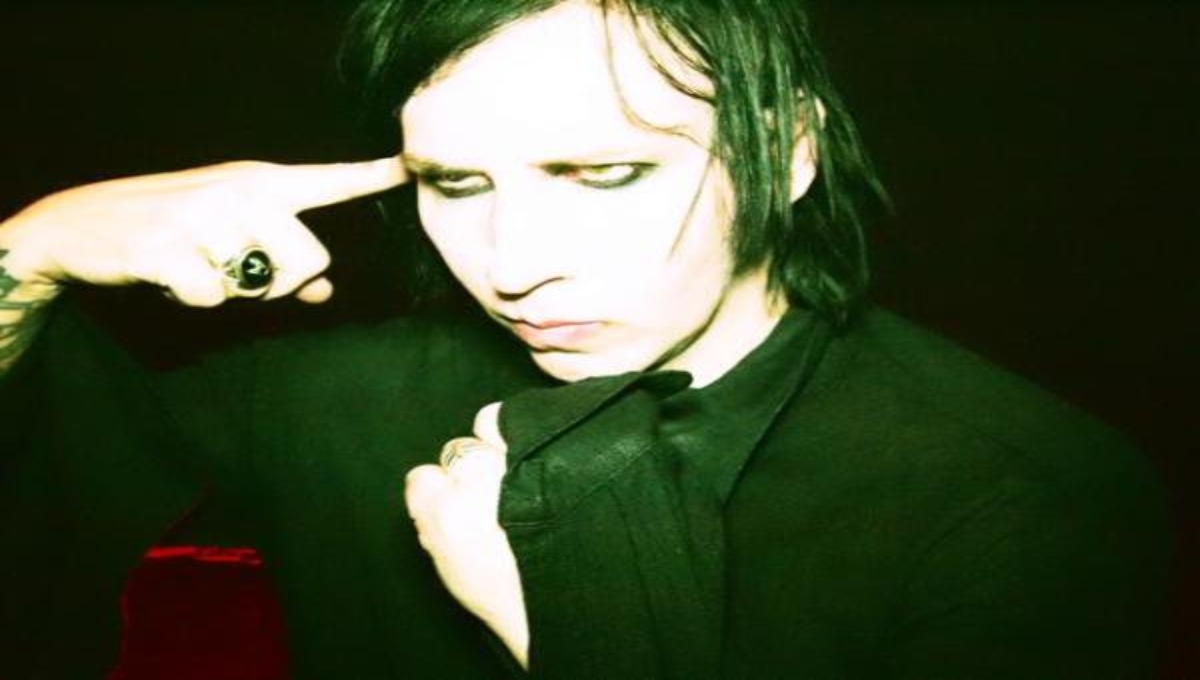 Marilyn Manson se volvió tendencia en redes sociales, luego de que se compartiera una imagen del cantante, con unos años de más Marilyn Manson se volvió tendencia en redes sociales, luego de que se compartiera una imagen del cantante, con unos años de más