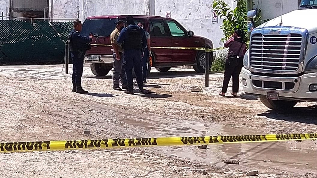 La camioneta fue asegurada en la Supermanzana 97, sobre la avenida Oaxactun con Chichén Itzá La camioneta fue asegurada en la Supermanzana 97, sobre la avenida Oaxactun con Chichén Itzá