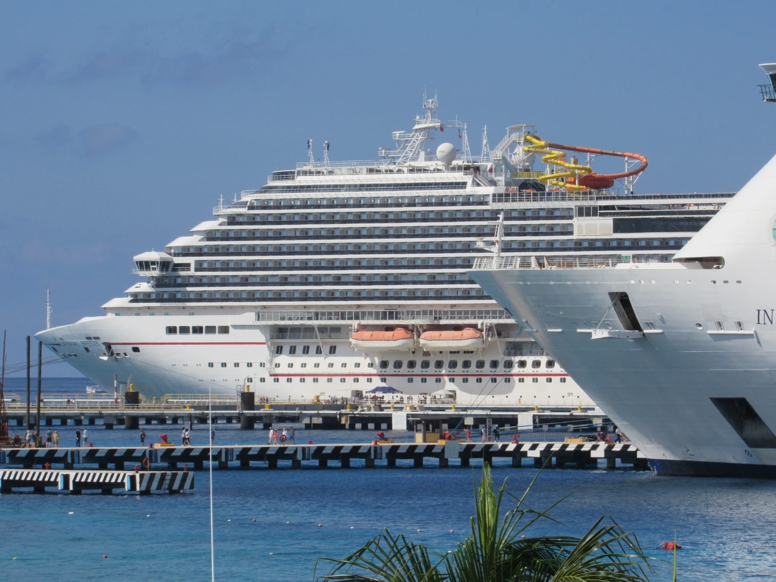 En Cozumel se puede disfrutar de la vista espectacular de los cruceros que arriban a este popular destino En Cozumel se puede disfrutar de la vista espectacular de los cruceros que arriban a este popular destino
