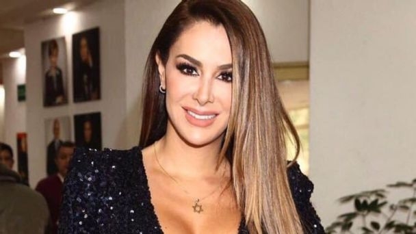La cantante rompió el silencio para hablar sobre la publicación que realizó Anabel Hernández en el libro "Emma y las otras señoras del narco"