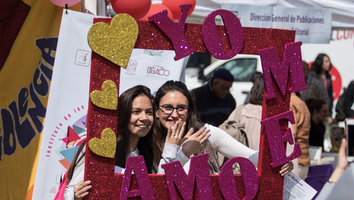 En tanto, se estima que en México hay más de 22.2 millones de adolescentes que requieren información del tema En tanto, se estima que en México hay más de 22.2 millones de adolescentes que requieren información del tema