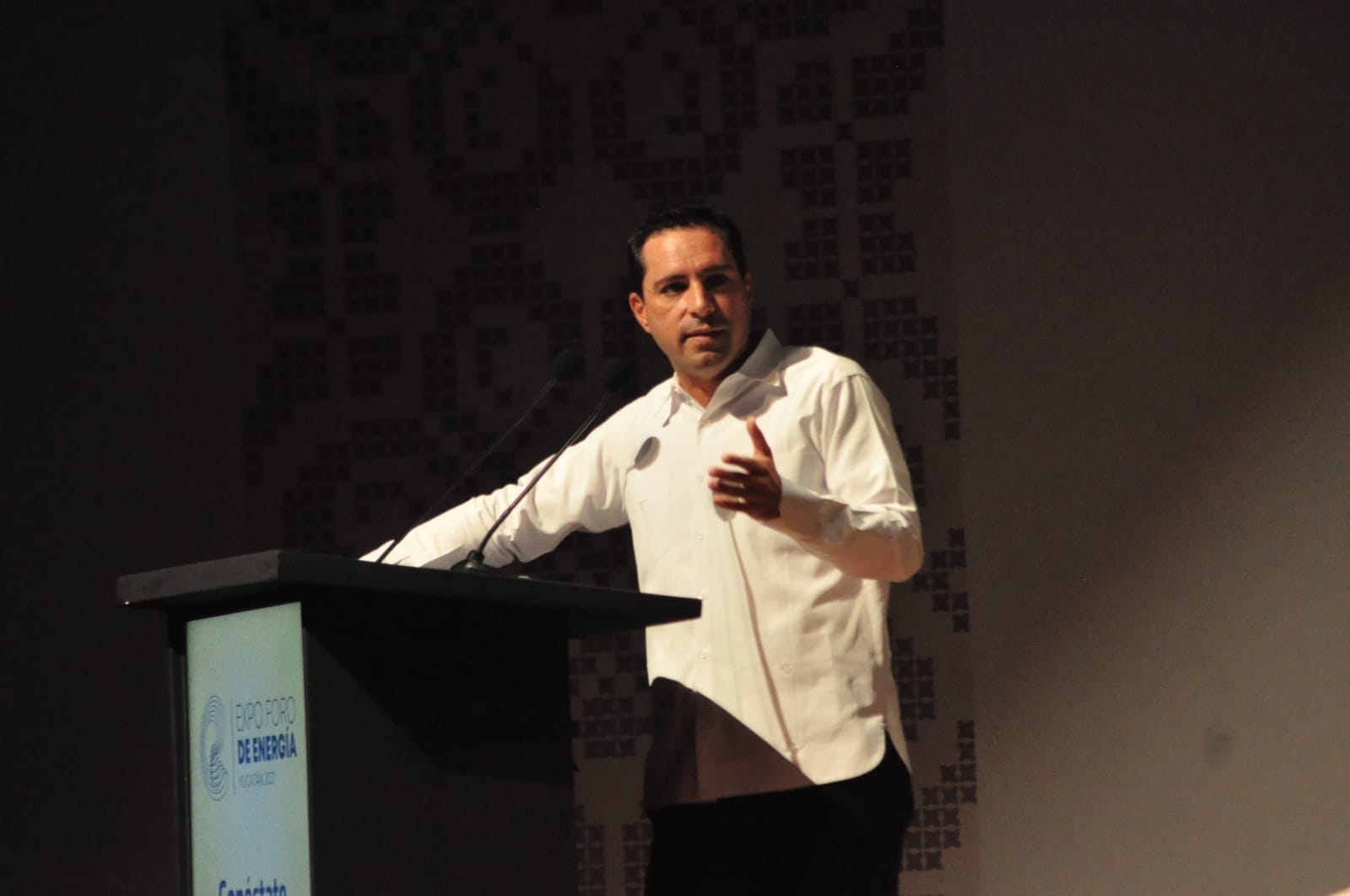 Mauricio Vila lamenta freno a proyectos de energías limpias en Yucatán