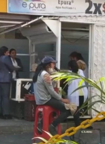 La joven fue captada cantando "La llorona" con una voz que casi emula a la mismísima Chabela Vargas La joven fue captada cantando "La llorona" con una voz que casi emula a la mismísima Chabela Vargas