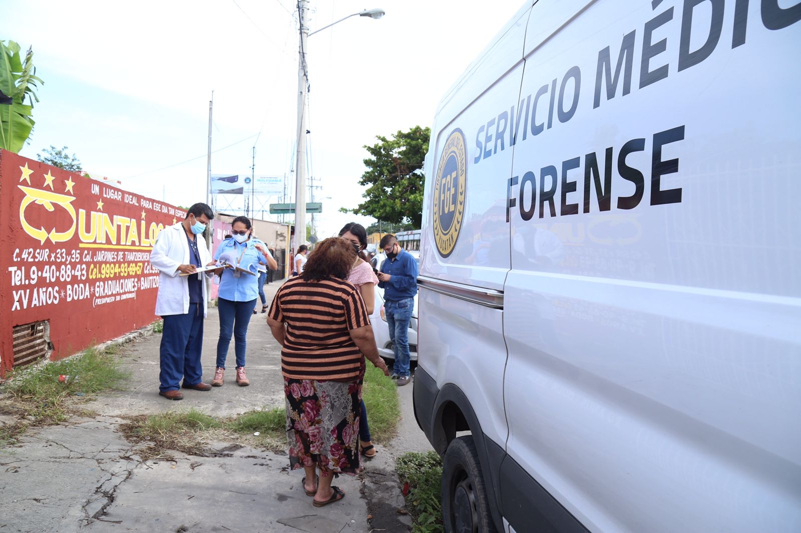 Los peritos corroboraron que el cuerpo no tenía heridas visibles, ni huellas de lucha o violencia y que todo estaba en su lugar Los peritos corroboraron que el cuerpo no tenía heridas visibles, ni huellas de lucha o violencia y que todo estaba en su lugar