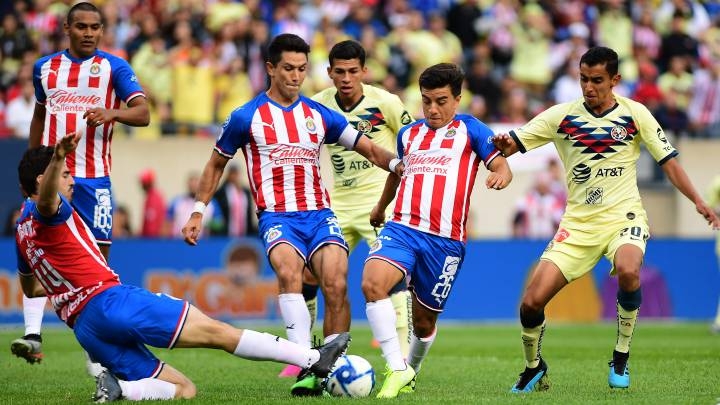 América y Chivas se verán las caras en una edición más del Clásico Nacional del fútbol mexicano América y Chivas se verán las caras en una edición más del Clásico Nacional del fútbol mexicano
