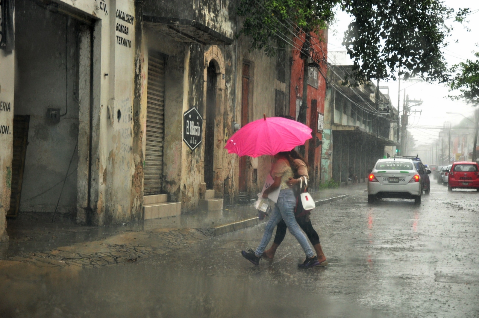 De acuerdo con el Servicio Meteorológico Nacional en Yucatán prevalecerán las temperaturas altas, entre 35 y 40°C De acuerdo con el Servicio Meteorológico Nacional en Yucatán prevalecerán las temperaturas altas, entre 35 y 40°C