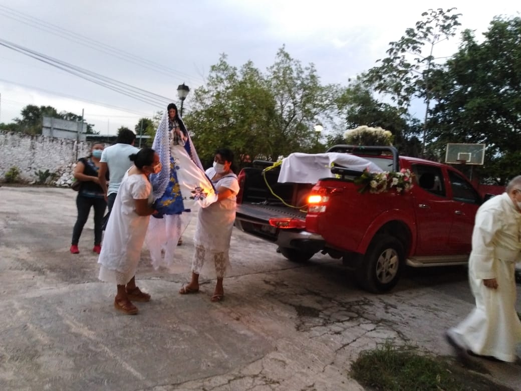 Tras la procesión, se celebró la misa en honor a la Virgen siguiendo todas las medidas de prevención contra el coronavirus