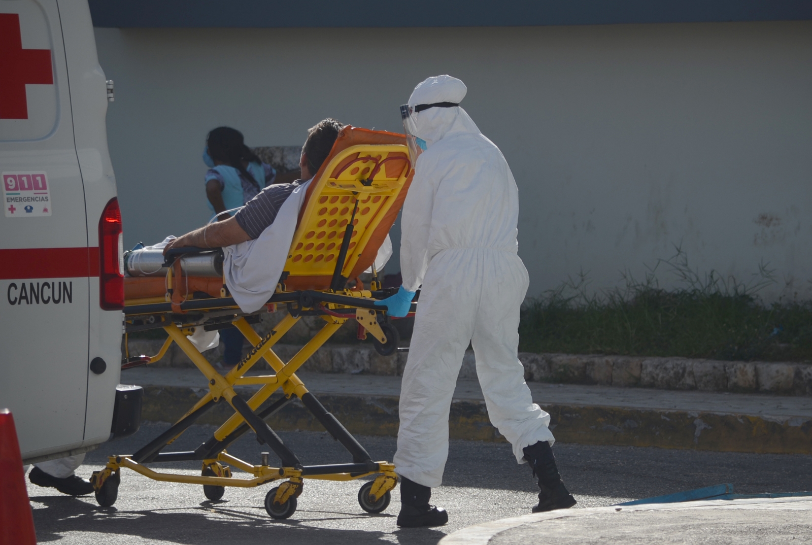 La persona que se contagió de la subvariante de ómicron en Quintana Roo, presentó síntomas en enero