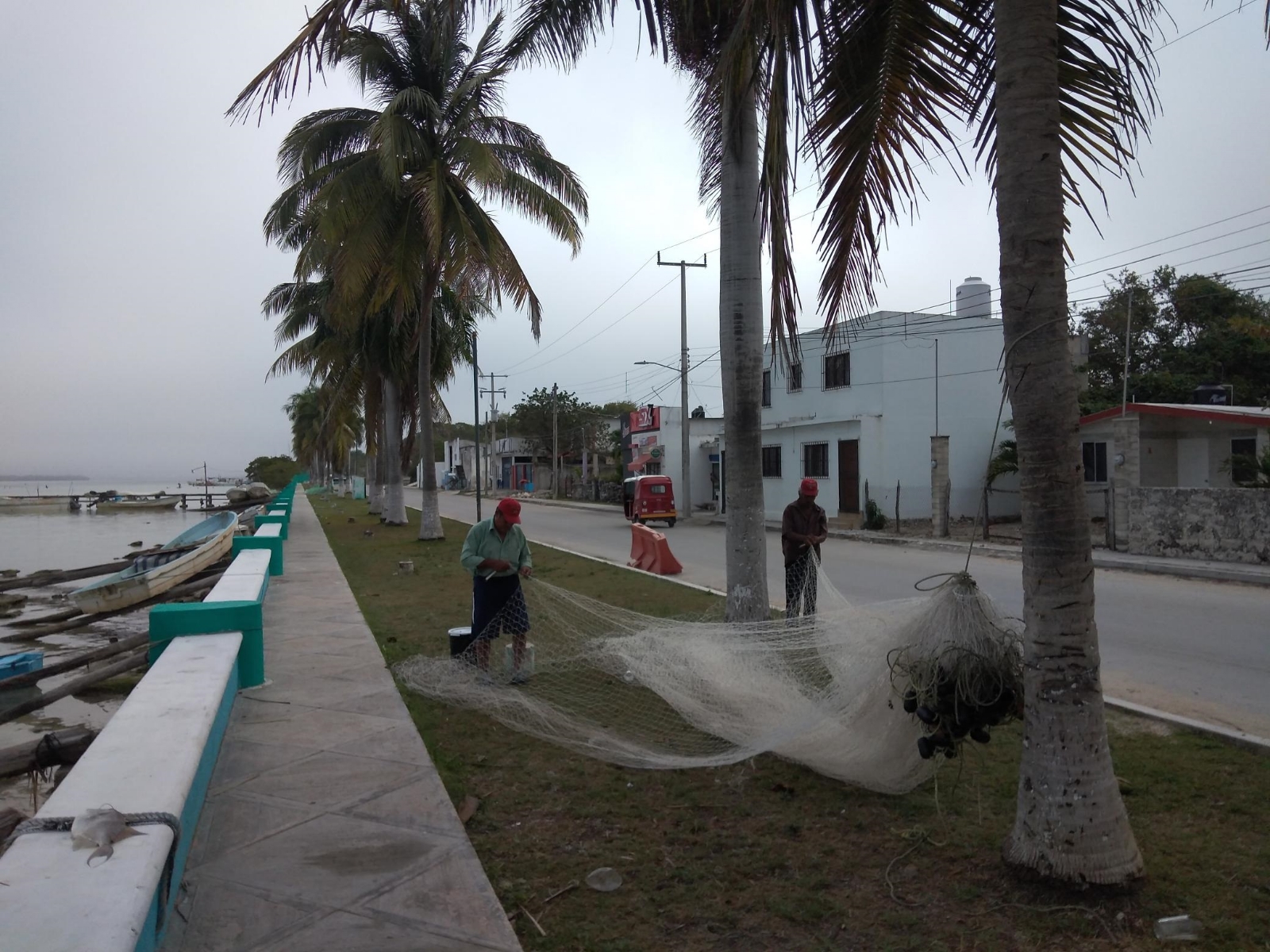 De aguinaldo solamente reciben 500 pesos