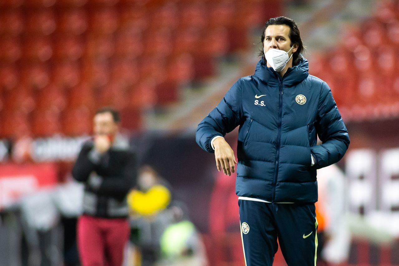 El estratega americanista fue acreedor del castigo mínimo tras la polémica del partido ante Puebla El estratega americanista fue acreedor del castigo mínimo tras la polémica del partido ante Puebla