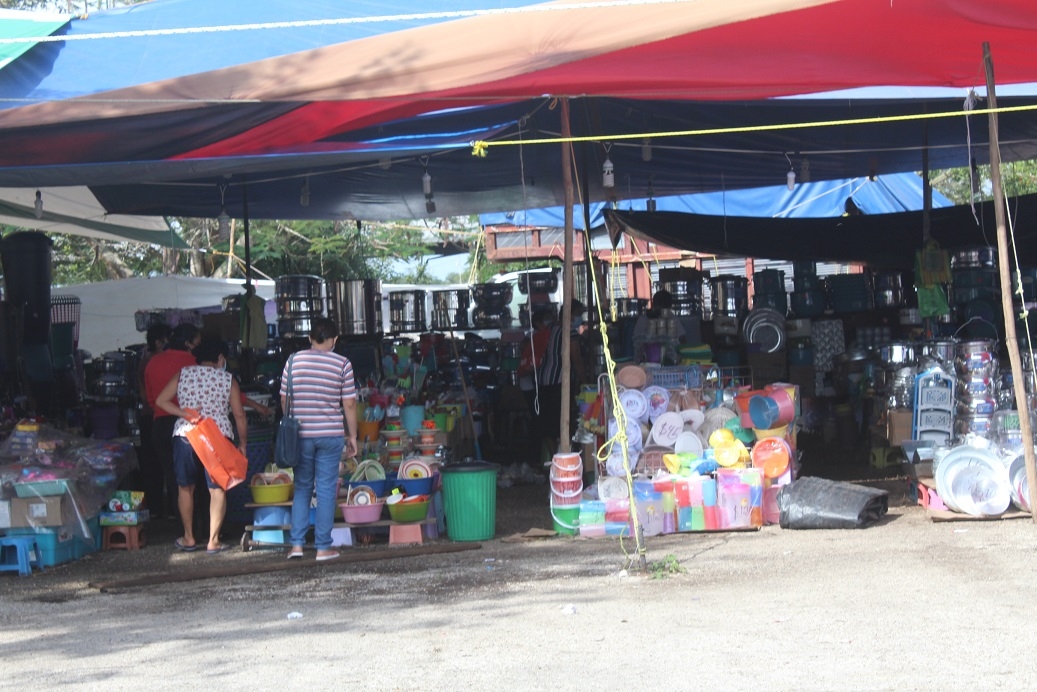 A varios de los comerciantes se les reembolsó el 20 por ciento del pago de derecho de piso en la Feria de los Reyes