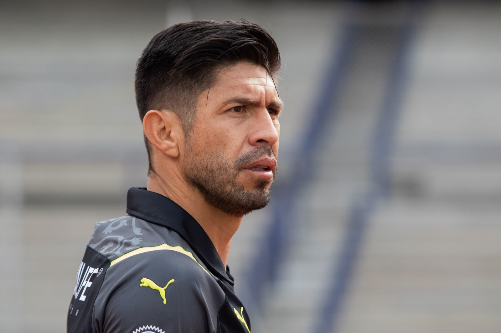 El delantero mexicano cuelga los botines a sus 38 años.