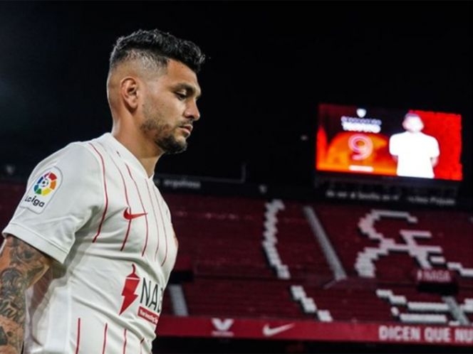 El conjunto español confirmó este viernes la contratación del futbolista mexicano, el cual llega a LaLiga procedente del Porto.