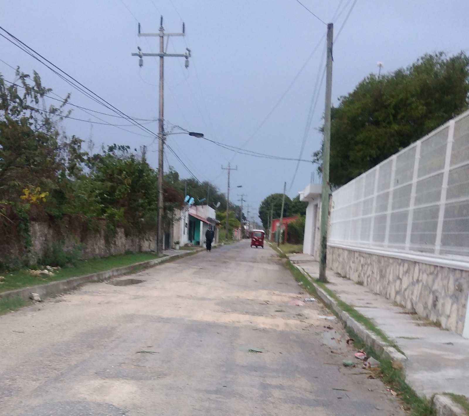 Los pescadores de Sabancuy resguardaron sus embarcaciones para protegerlas de los vientos